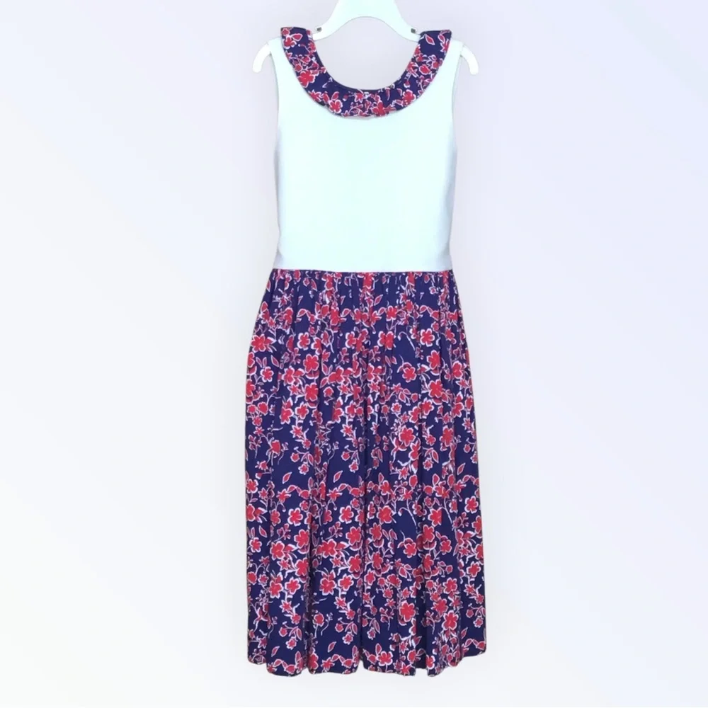 Oscar de la Renta close new